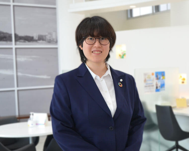 カスタマーサービスグループ　2016年入社